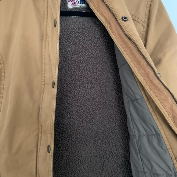Women’s Small North Face Jacket. - Picture 5 of 6